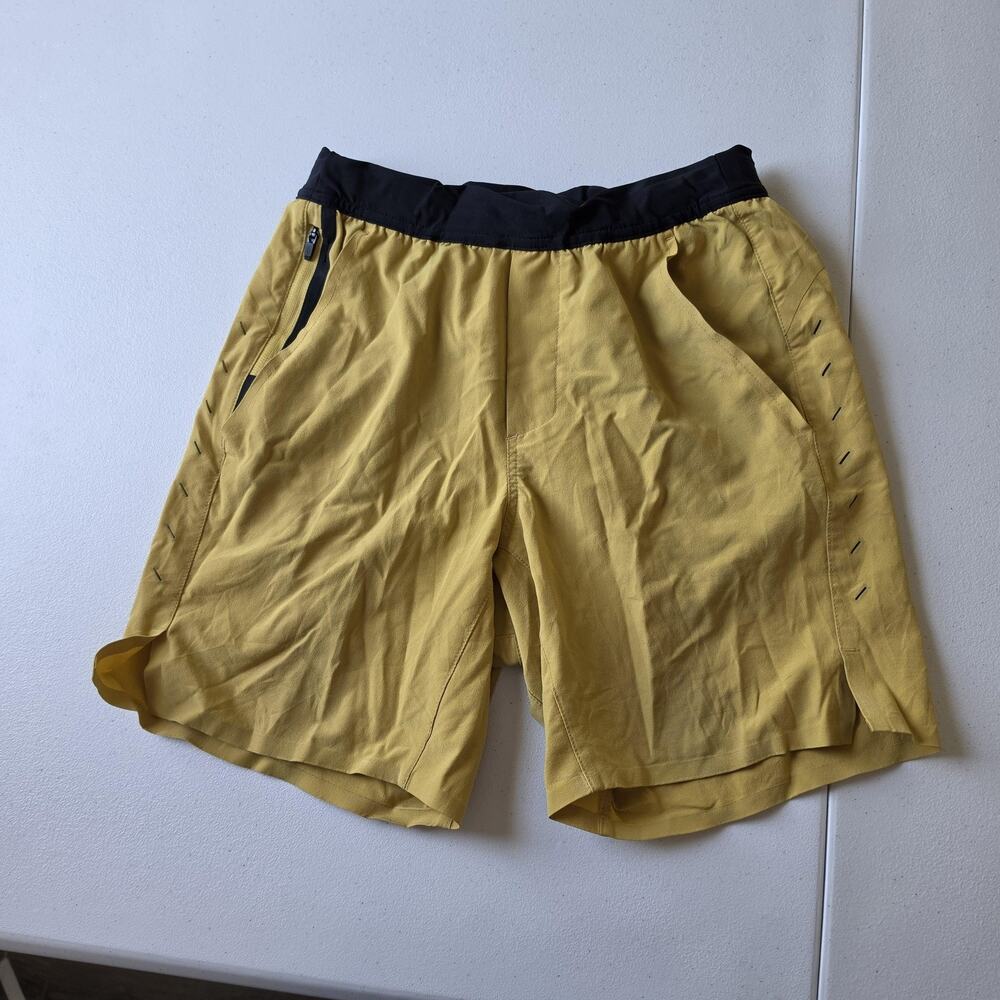 Ten Thousand Shorts Mens Medium Yellow 7 Inseam Athletic Running Gym Lightweight